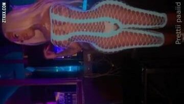 Pretty paid Stripper twerking