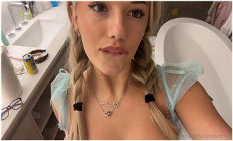 Breckie Hill No Bra Bouncing Tits Video Leaked