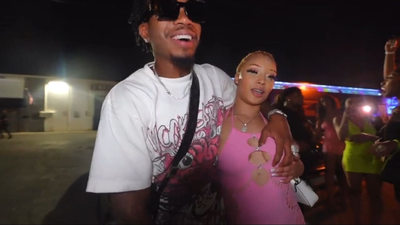 guccithirdleg fucks baddie from club in uber Bae Fineass