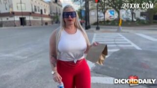 PAWG Mz Dani Fucks The Construction Worker