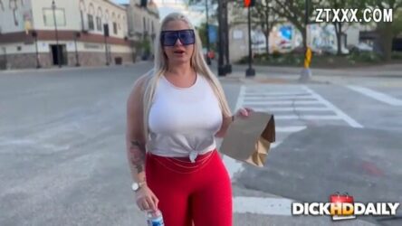 PAWG Mz Dani Fucks The Construction Worker